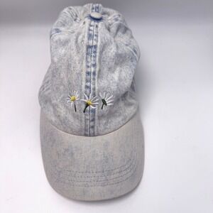 David and Young Womens OS Acid Wash Denim Baseball Cap Daisy Embroidery 90s
